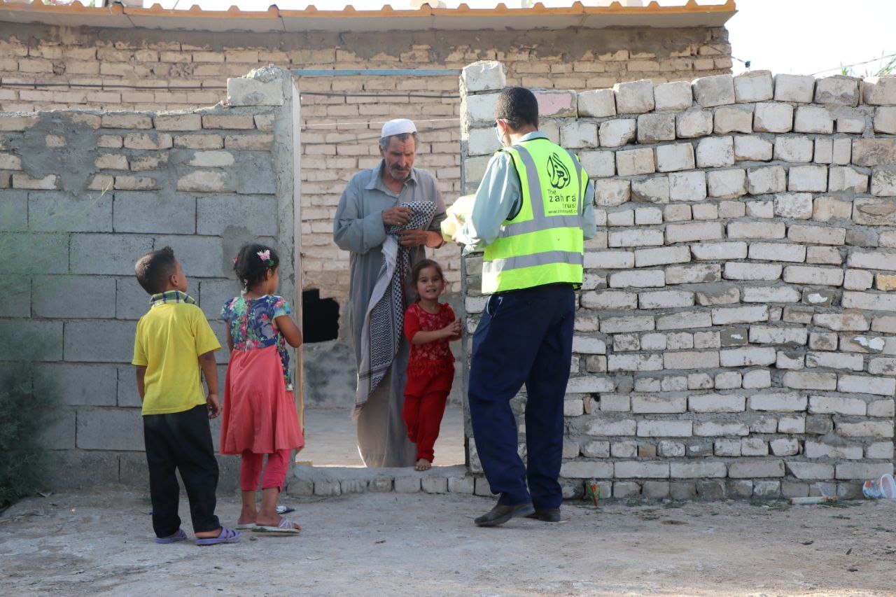 The Zahra Trust delivering aid to families in Iraq